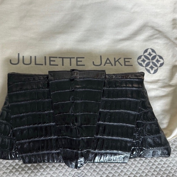 Juliette Jake Women's Crocodile Leather Magnet Closure Clutch Bag in Black - Picture 4 of 5